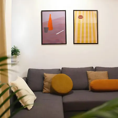 New! - Cozy Design In Piola! Lejlighed